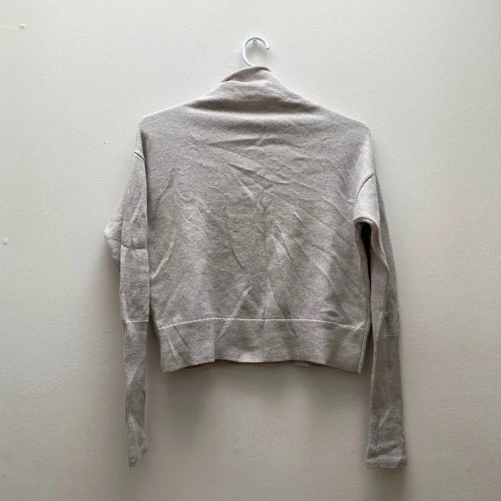Aritzia - Wilfred Grey Pure Merino Wool Cyprie Sweater - Picture 6 of 7